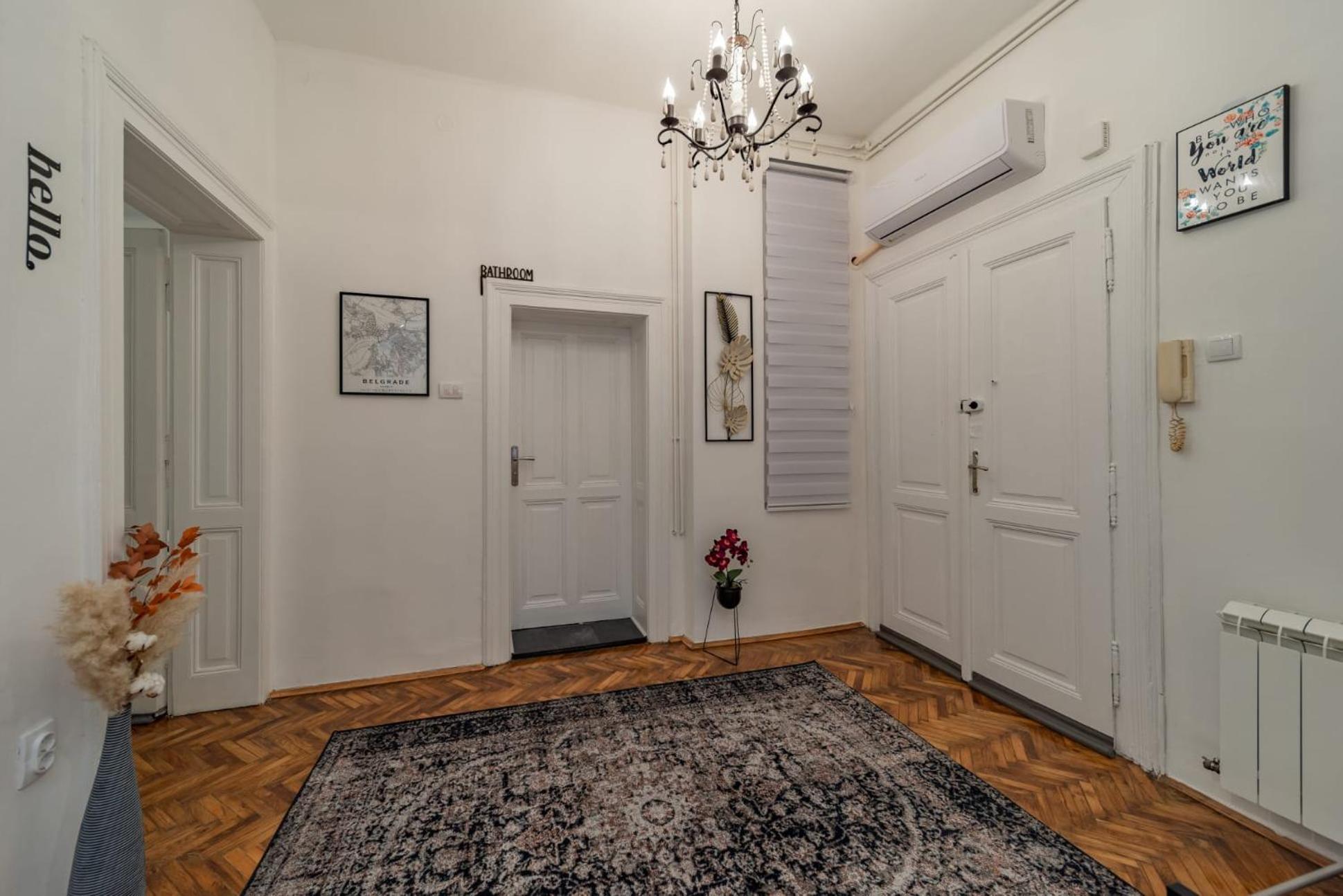 Apartment Capitol